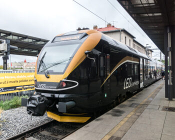 Leo Express, vlak, dopravce, nádraží